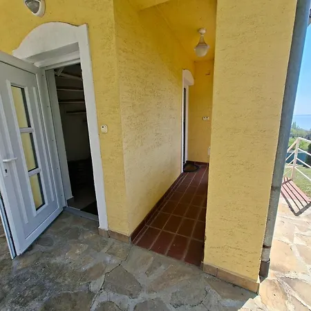 Apartmán Szepkilato 2 Medencevel Es Kilatassal Balatongyörök