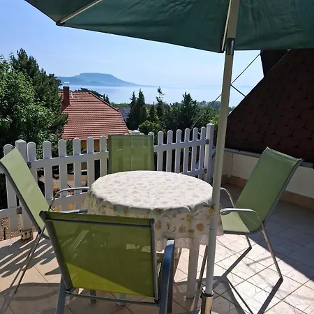 Apartmán Szepkilato 2 Medencevel Es Kilatassal *